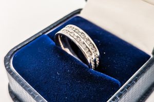 DOUBLE ET WEDDING BAND 950 PLAT (1)