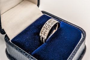 DOUBLE ET WEDDING BAND 950 PLAT (2)