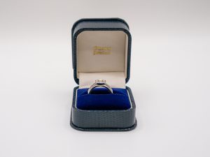 EMERALD CUT 950 PLATINUM (1)