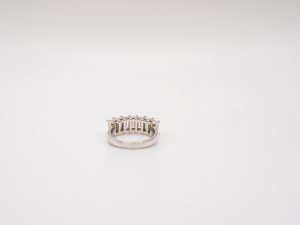 EMERALD CUT 950 PLATINUM (10)
