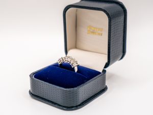 EMERALD CUT 950 PLATINUM (2)