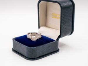 EMERALD CUT 950 PLATINUM (5)