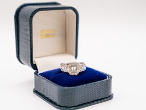 EMERALD CUT 950 PLATINUM (7)