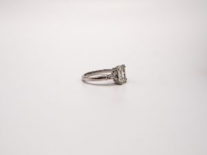 EMERALD CUT 950 PLATINUM (8)