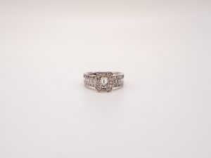 EMERALD CUT 950 PLATINUM (9)
