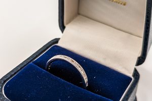 HALF ETERINTY 750 18 CT (2)