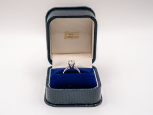 PRINCESS CUT GIA 950 PLATINUM (2)